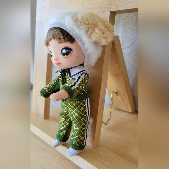 Two Na Na Na Surprise - Michael Manchester Doll -Series 3 Dottie DeMil - Picture 7 of 16